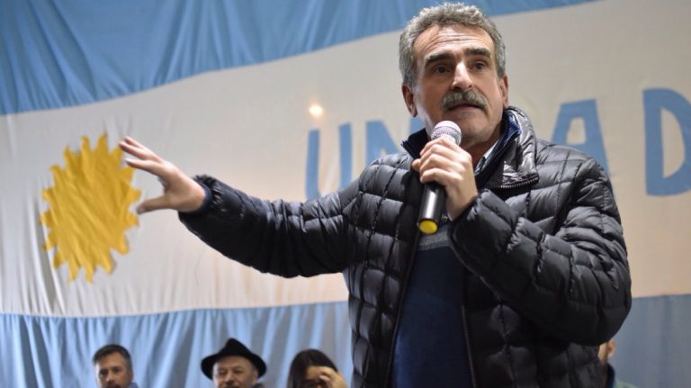 Agustín Rossi anunció que baja su precandidatura: «Deja de tener sentido»