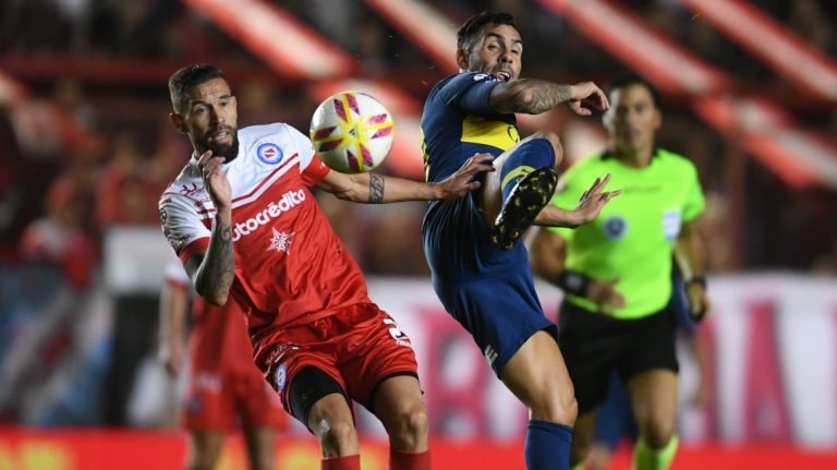 Argentinos y Boca igualaron en 0 la ida de la semifinal de la Copa de la Superliga