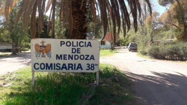 Rompió un móvil policial y le iniciaron una causa por daño agravado