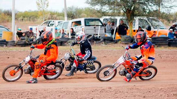 General Alvear: se corrió la segunda fecha de Velocidad en Óvalo y Karting