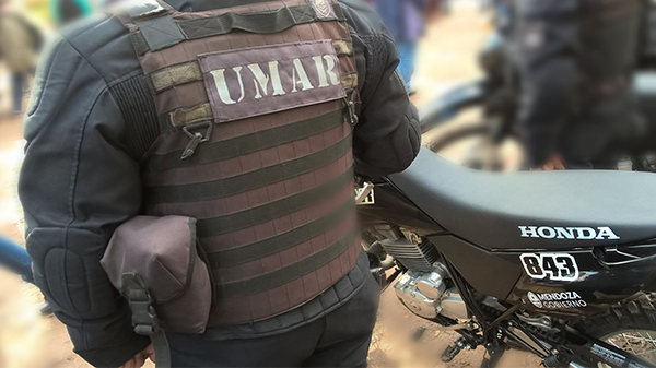 Policías de la UMAR chocaron entre ellos y terminaron hospitalizados