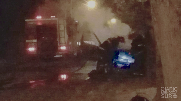 Incendiaron un vehículo por un supuesto ajuste de cuentas en calle Las Margaritas