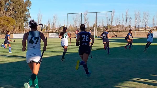 Hockey: por el torneo mendocino Maristas no pudo con Andino