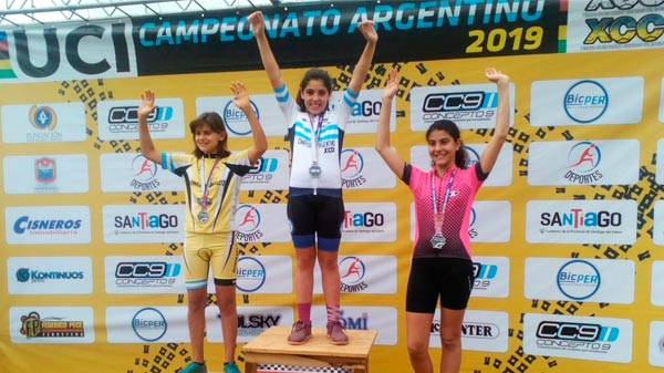 Abril Ureta: «Para mí el ciclismo significa mucho, lo practicaba mi abuelo, papá y padrino»  
