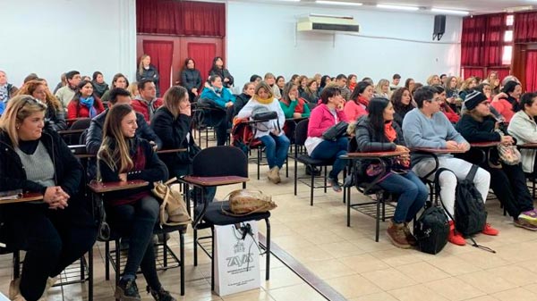 Jornada de capacitación destinado a Escuelas FARO