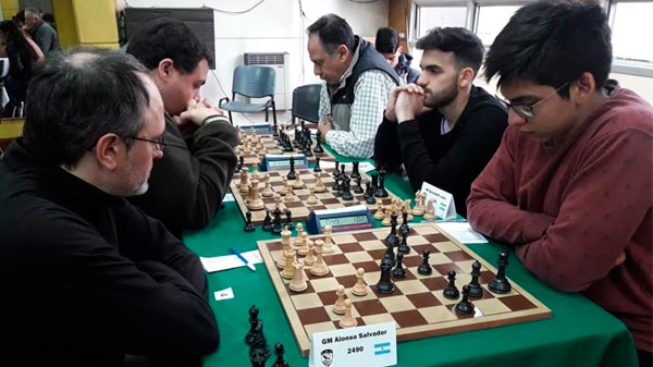 Importante experiencia de ajedrecistas locales en el Abierto Internacional «Libertador General San Martín»