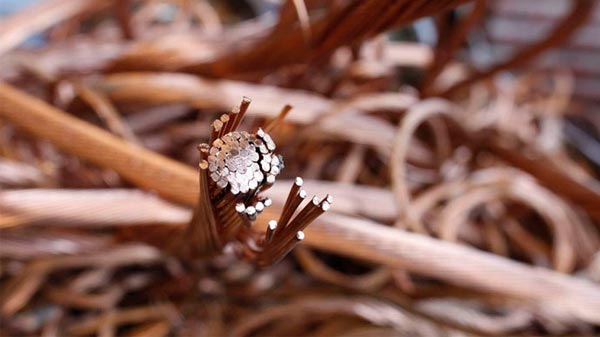 Rompieron un transformador para robarse el cobre