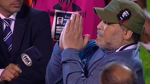 La contundente frase de Maradona al presidente de Gimnasia luego de la tercera derrota consecutiva