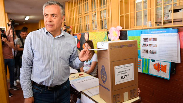 Cornejo llamó a los mendocinos a que ejerzan el derecho de votar
