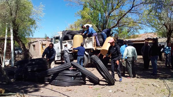 Nuevas obras ofrecerán agua potable a los puesteros de El Nihuil