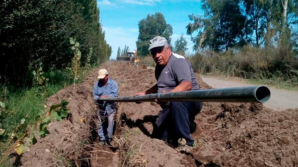 Puesta en marcha de 50.000 nuevos metros de red de agua potable en Villa Atuel