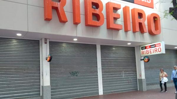 Atravesada por una enorme crisis, Ribeiro sale a buscar comprador