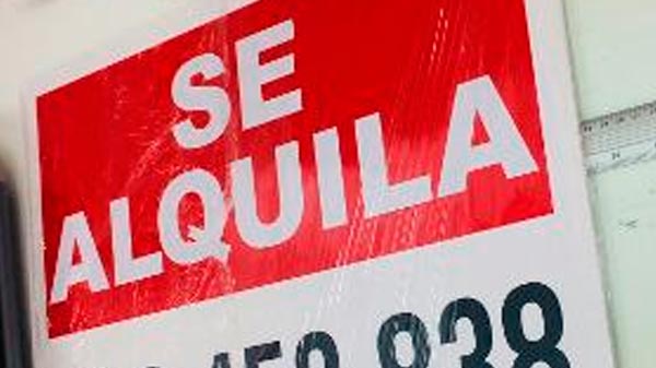 Los precios de alquileres siguen en dólares a pesar de la nueva ley