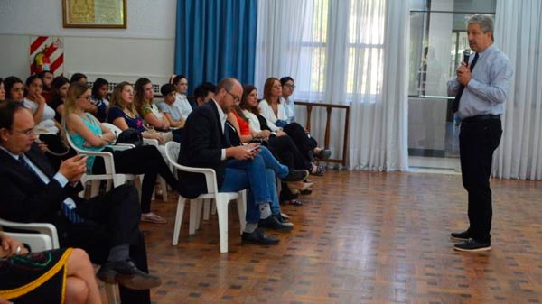 Se realizó la jornada de estrategias para resolver conflictos mediante el diálogo destinada a los jóvenes