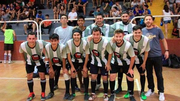 Futsal: Maristas sigue siendo de la A
