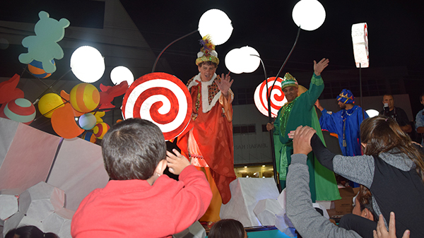 Miles de niños disfrutaron de la 36° edición del Carrusel de los Reyes Magos