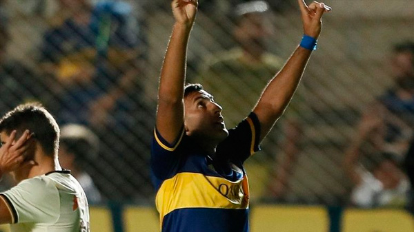 Boca ganó en el debut de Russo: gol de Wanchope Ábila, cinta de capitán y expulsión