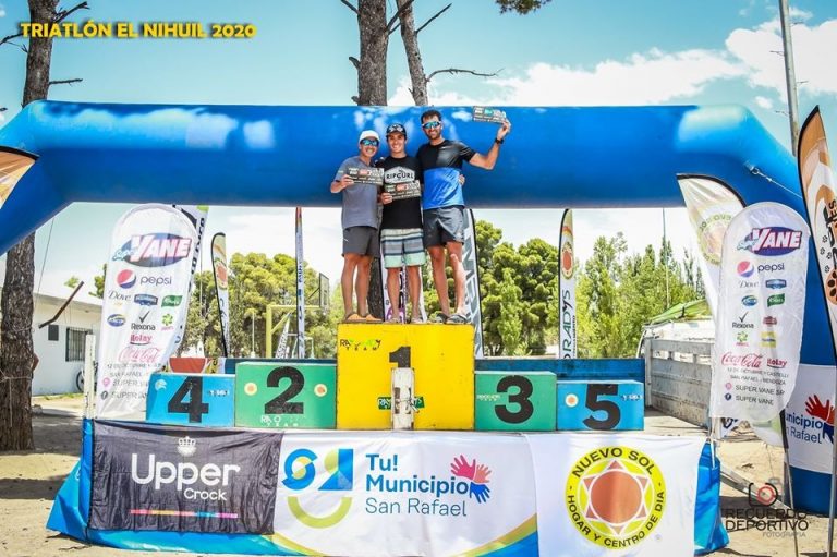 Matías Pérez y Mónica Rugoso ganaron el Triatlón El Nihuil