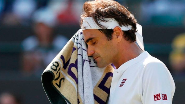 Roger Federer fue operado de la rodilla y se perderá Roland Garros