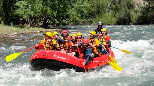 Preocupación en el sector turístico porque no se podrá hacer rafting en plena temporada