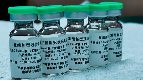 China dice haber desarrollado “con éxito” la vacuna contra el coronavirus y se prepara para su producción a gran escala