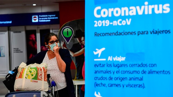 El Gobierno suspendió por 30 días todos los vuelos internacionales provenientes de zonas afectadas por el coronavirus