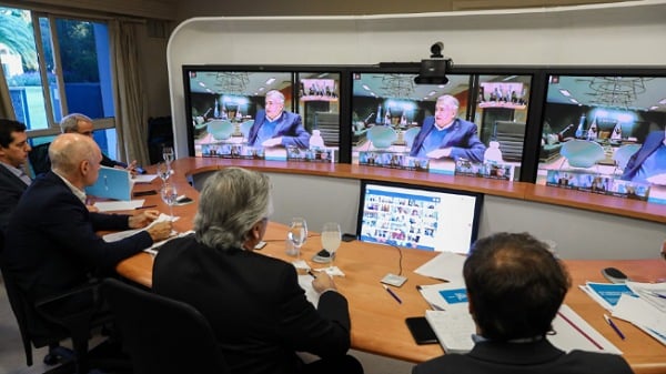 *Coronavirus COVID-19: El Presidente mantiene una videoconferencia con los gobernadores