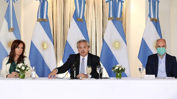 El Presidente y el ministro de Economía presentaron los términos de la oferta argentina para reestructurar la deuda pública externa