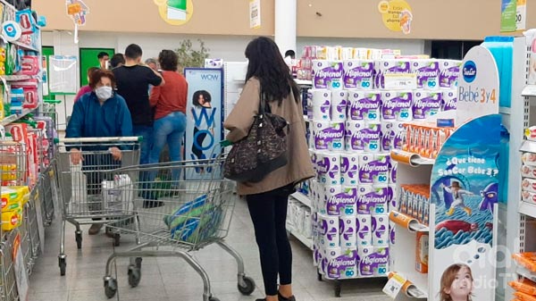 Le piden a la comunidad que denuncie a los supermercados que tienen diferencia de precio entre góndola y caja 