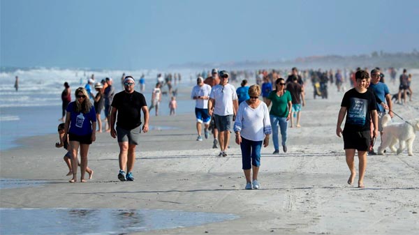 Coronavirus en EEUU: se llenaron las playas de Florida pese al aumento de casos en el estado