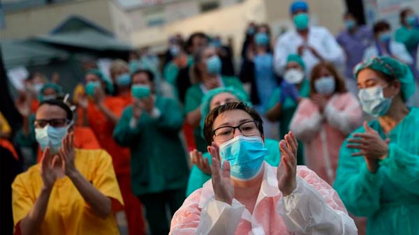 España retiró de urgencia un lote de más de 140 mil mascarillas médicas defectuosas que le compró a un proveedor chino autorizado por el régimen