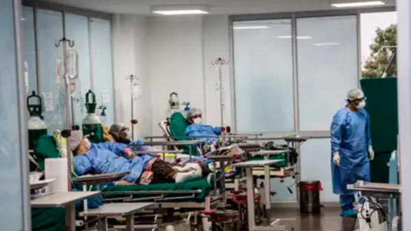 Perú superó los 100.000 casos y 3.000 muertos por coronavirus: advierten por el inminente colapso sanitario