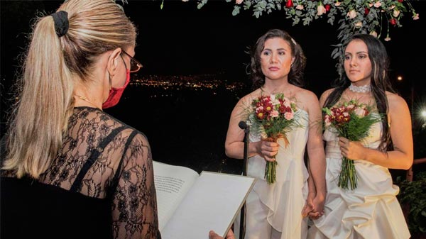 Costa Rica legalizó el matrimonio igualitario y ya se celebraron las primeras bodas