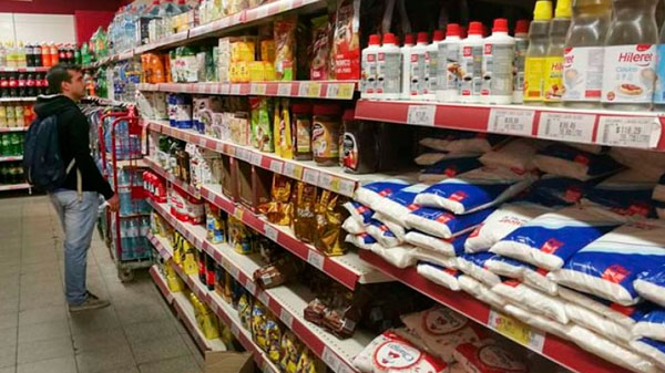 Las excusas que ponen los supermercados cuando se detecta mercadería vencida