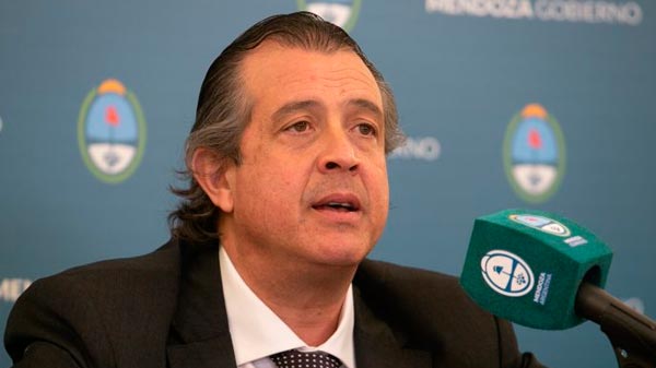 Ibáñez criticó a docentes y personal de salud: “Esto es un paro político”