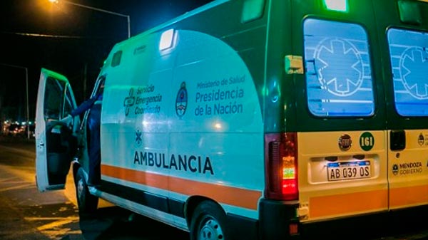 Dos personas con lesiones de gravedad luego de siniestro vial en Rama Caída