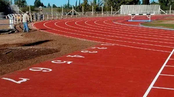 Reabrieron la pista de atletismo y el velódromo