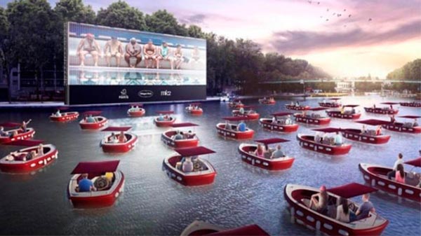 París: crean un «autocine» flotante con barcos en lugar de autos