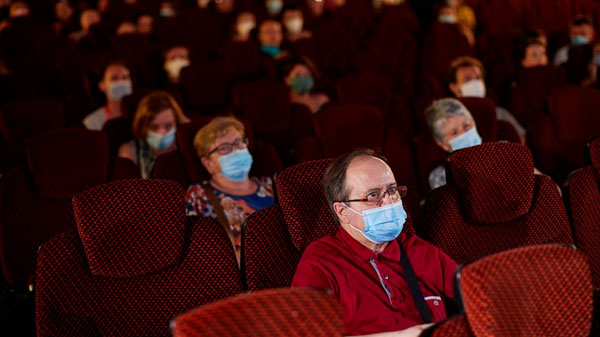 Los cines presentaron un protocolo para abrir sus salas en todo el país