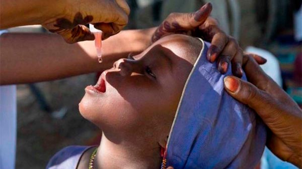 La OMS declara a África libre de poliomielitis