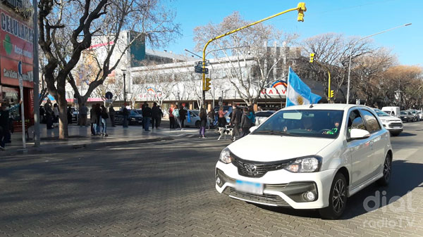 Opositores al Gobierno de Fernández protestaron en el centro