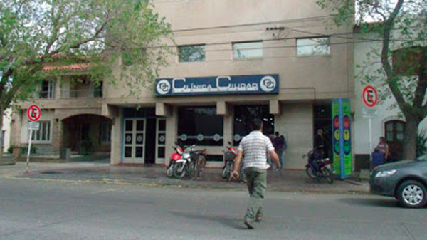 El contagio de dos enfermeros obligó a Clínica Ciudad a una restructuración