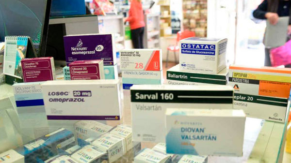 PAMI: congeló el precio de los medicamentos