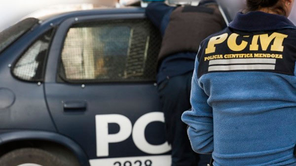 Ciudad de Mendoza: encontraron un hombre muerto y maniatado en su cama