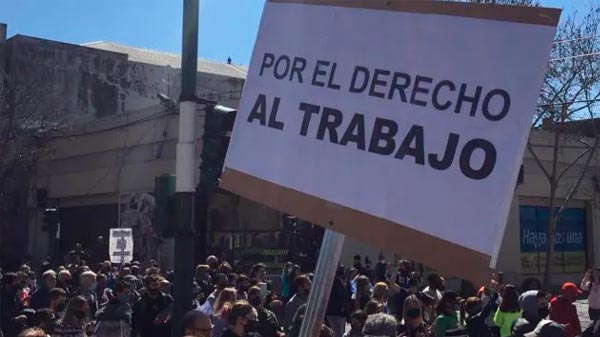 Masiva manifestación en Venado Tuerto contra el endurecimiento de la cuarentena en el sur de Santa Fe
