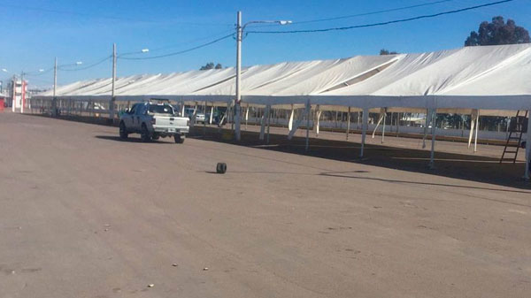 La Asociación de pilotos de Mendoza cedió las carpas al hospital El Carmen 