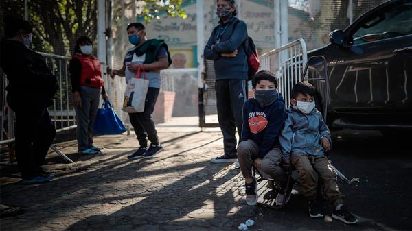 Con el nuevo salto de la pobreza, la Argentina volvió a ocupar uno de los peores lugares de la región para las personas más vulnerables