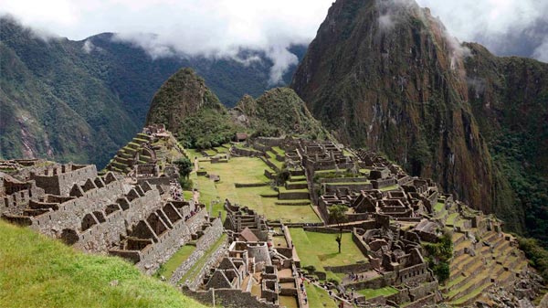 Machu Picchu reabre después de siete meses, pero por ahora no recibirá a extranjeros