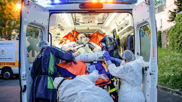 Italia registra cifras de contagios similares a las de su peor momento en la pandemia