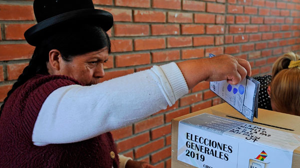 Elecciones generales bolivianas: los extranjeros radicados en Mendoza finalmente podrán emitir su voto